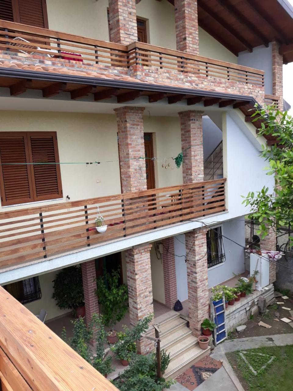 Sara'S Villa Shkodër 外观 照片